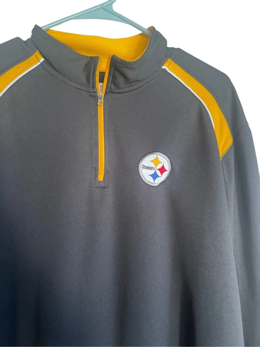 NFL Team Apparel Mens Black Long Sleeve Pittsburgh Steelers Sweatshirt XL